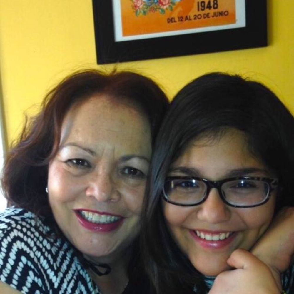 Meet your Posher, Desiree